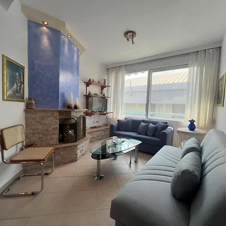 Apartment Blue Pearl